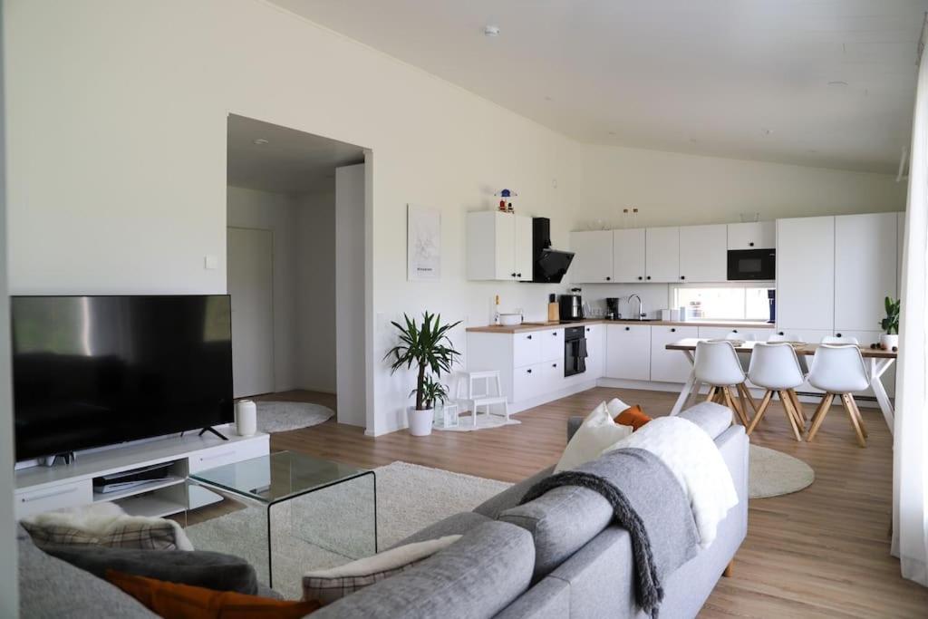 Big Apartment, Near Santaclaus Village Hébergement de vacances Rovaniemi